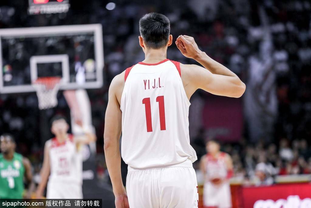 前瞻意甲解析：尤文图斯VS国际米兰时间：2023-11-2703:45:00尤文图斯本赛季12轮联赛过后取得9胜2平1负的战绩，目前以29个积分排名联赛第2名位置。
